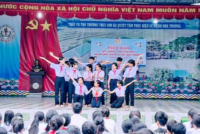 DIỄN ĐÀN “XÂY DỰNG TÌNH BẠN ĐẸP – NÓI KHÔNG VỚI BẠO LỰC HỌC ĐƯỜNG”